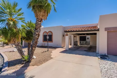 819 W Bella Vista Dr, Green Valley, AZ 85614