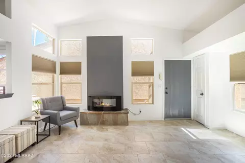3334 W Starfall Pl, Tucson, AZ 85741