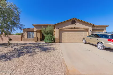 7110 W Lonesome Valley Dr, Tucson, AZ 85757