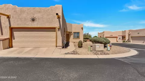 606 W Woodfield Ct, Green Valley, AZ 85614