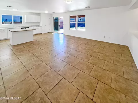 13654 E Shadow Pines Ln, Vail, AZ 85641 photo 10