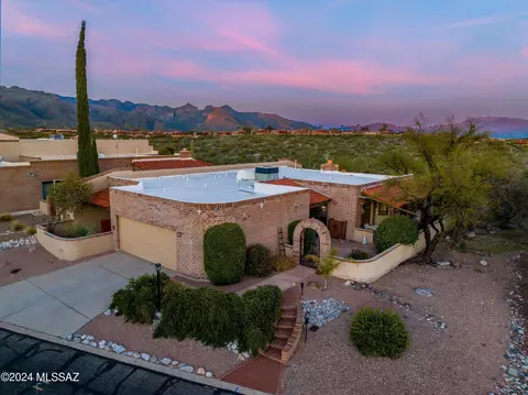 5360 N Grey Mountain Trl, Tucson, AZ 85750