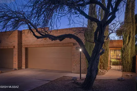 4661 N Camino Campero, Tucson, AZ 85750