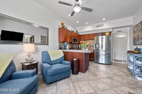 Kitchen - 13794 E Red Hawk Sky Trl, Vail, AZ 85641 photo 7 of 7