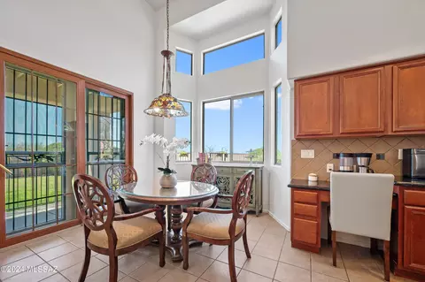 Dining - 13794 E Red Hawk Sky Trl, Vail, AZ 85641 photo 3 of 4
