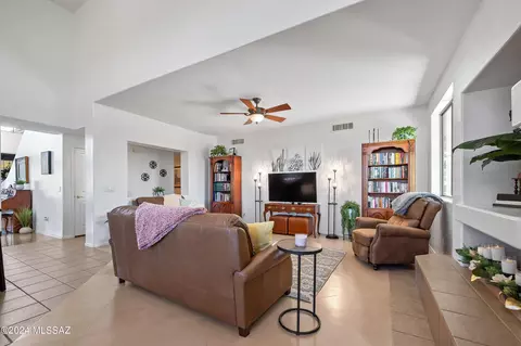 Living - 13794 E Red Hawk Sky Trl, Vail, AZ 85641 photo 1 of 3