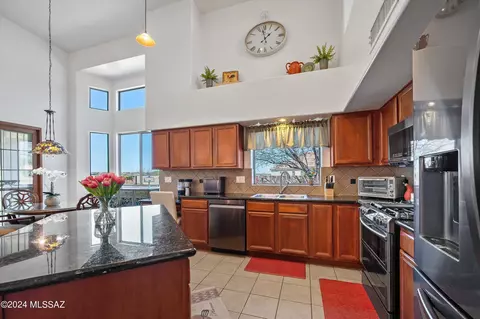 Kitchen - 13794 E Red Hawk Sky Trl, Vail, AZ 85641 photo 1 of 7