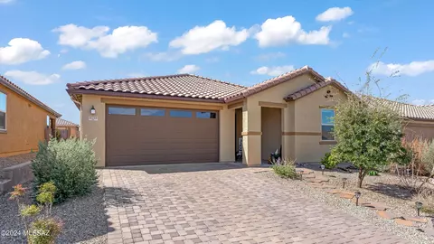 14240 E Bolster Dr, Vail, AZ 85641