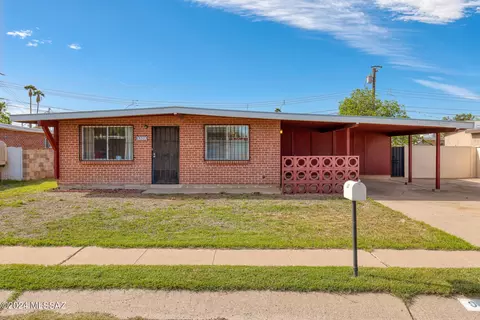 933 W Navajo St, Tucson, AZ 85705