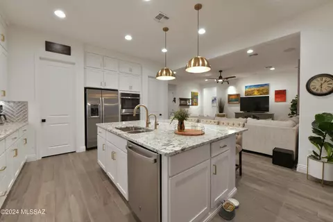 14355 N Wild Burro Canyon Pl, Marana, AZ 85658