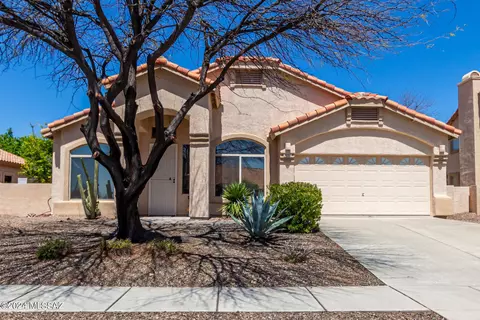 2052 W Arizona Rose Dr, Tucson, AZ 85737