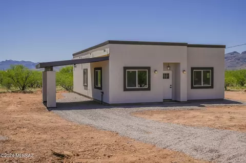1798 Rusia Ct, Rio Rico, AZ 85648