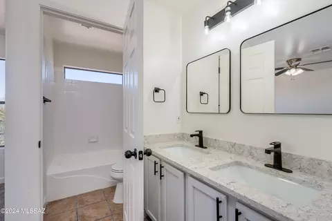 Bath - 8733 E Chimney Spring Dr, Tucson, AZ 85747 photo 2 of 4
