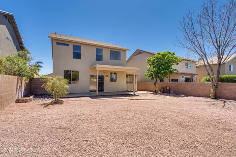 Exterior - 8733 E Chimney Spring Dr, Tucson, AZ 85747 photo 10 of 12