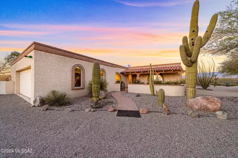 10510 N Shannon Rd, Tucson, AZ 85742