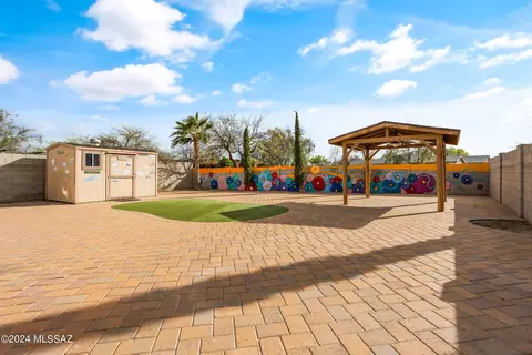 Exterior - 7004 S Goshawk Dr, Tucson, AZ 85756 photo 4 of 7