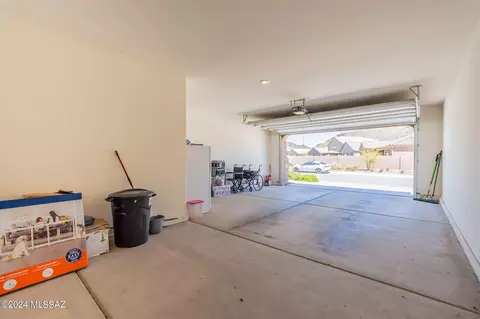 Exterior - 9963 N Ruby Range Trl, Marana, AZ 85653 photo 5 of 11