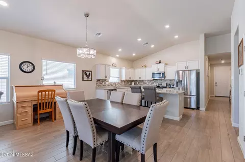 Dining - 9963 N Ruby Range Trl, Marana, AZ 85653 photo 1 of 2