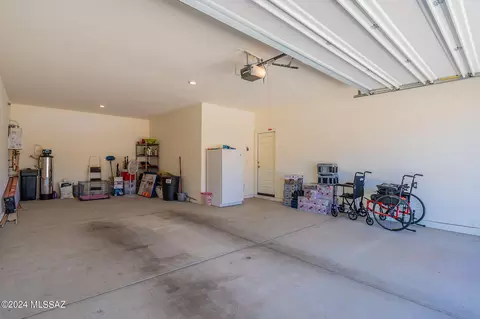 Exterior - 9963 N Ruby Range Trl, Marana, AZ 85653 photo 4 of 11