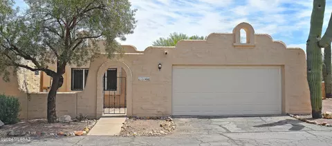 95 E Villas Cir, Tucson, AZ 85705