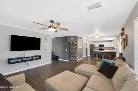 Living - 3535 E Mecate Rd, Tucson, AZ 85739 photo 4 of 5