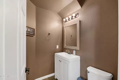 Bath - 3535 E Mecate Rd, Tucson, AZ 85739 photo 1 of 3