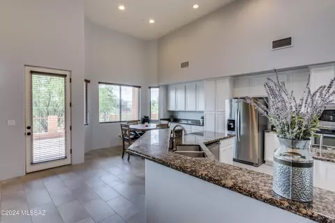 8994 S Lanai Ln, Vail, AZ 85641 photo 10