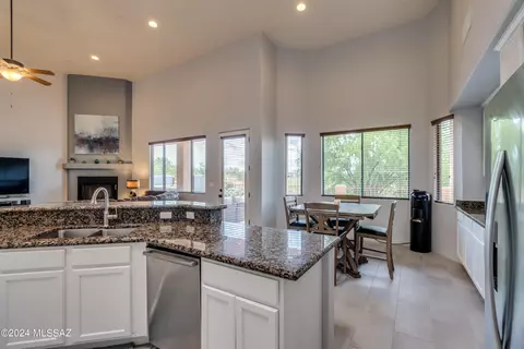 8994 S Lanai Ln, Vail, AZ 85641 photo 16