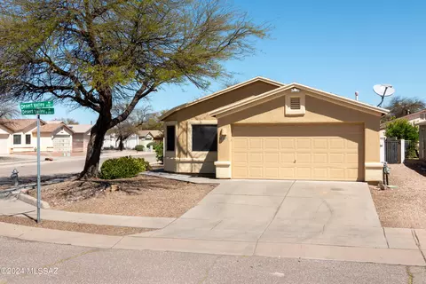 10071 E Desert Valley Pl, Tucson, AZ 85747