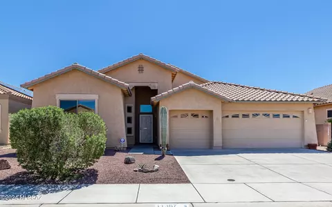 11367 W Pipestone St, Marana, AZ 85658