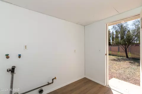 Bedroom - 7840 E Hackberry Pl, Tucson, AZ 85730 photo 6 of 6