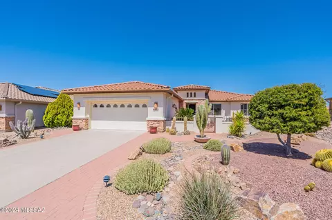 884 N Keyes Rd, Green Valley, AZ 85614
