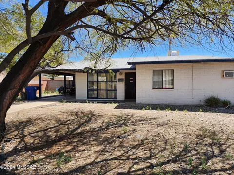 5902 E 23rd St, Tucson, AZ 85711