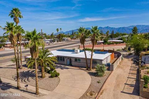 9501 E Creek St, Tucson, AZ 85730