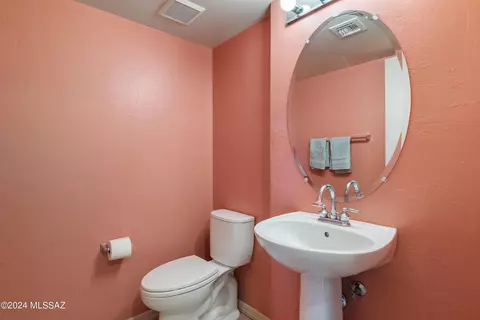 Bath - 7839 E Solace Pl, Tucson, AZ 85750 photo 1 of 5