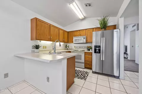 7145 E Maritime Dr, Tucson, AZ 85756 photo 5