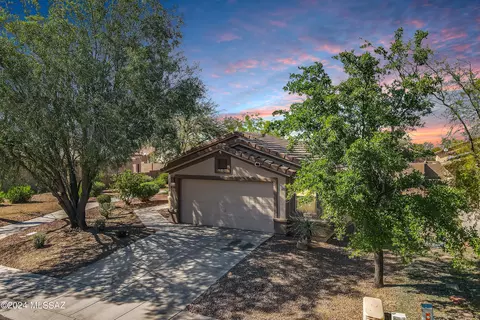 11088 W Prairie Willow Dr, Marana, AZ 85653