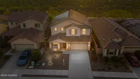 Exterior - 11311 E Squash Blossom Loop, Tucson, AZ 85747 photo 2 of 10
