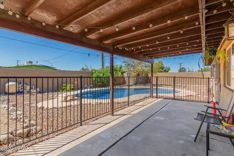 Exterior - 6702 E David Dr, Tucson, AZ 85730 photo 5 of 9