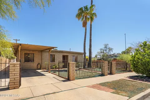 2460 N Sycamore Blvd, Tucson, AZ 85712