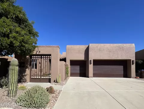 12505 N Fallen Shadows Dr, Marana, AZ 85658