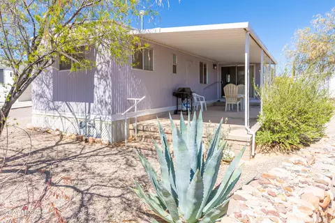 10650 N Everest Ave, Tucson, AZ 85737