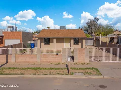 3425 S Jetty Ave, Tucson, AZ 85713