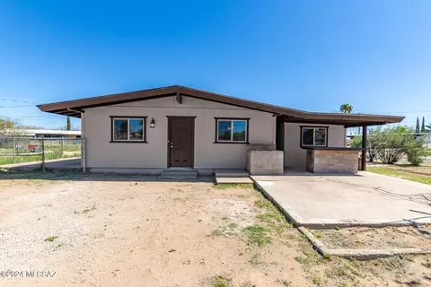 2741 E Menor Stra, Tucson, AZ 85713