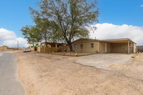 13513 N Warfield Cir, Marana, AZ 85658