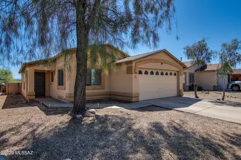 5263 S Newcastle Ct, Tucson, AZ 85746 photo 2