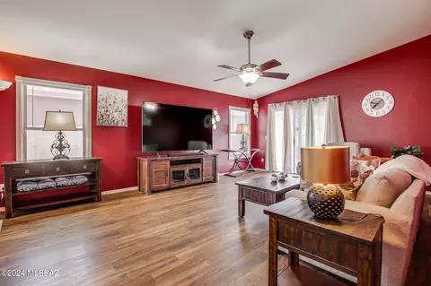 5263 S Newcastle Ct, Tucson, AZ 85746 photo 5