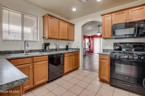 5263 S Newcastle Ct, Tucson, AZ 85746 photo 12
