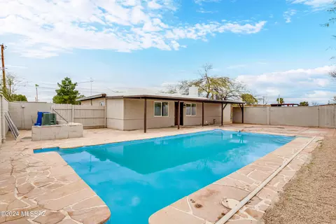 5933 S Euclid Ave, Tucson, AZ 85706