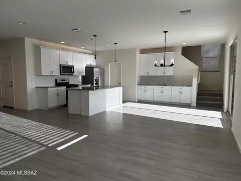 10367 W Robertson St, Marana, AZ 85653